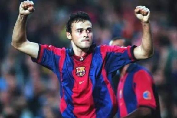 巴萨是西班牙国家队吗？